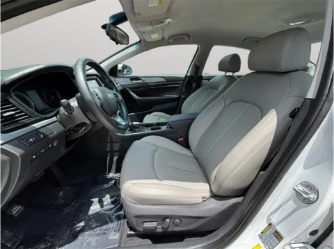 Photos of 2018 Hyundai Sonata SEL Sedan 4D for sale in Jacksonville, FL at Merit Auto Group Atlantic