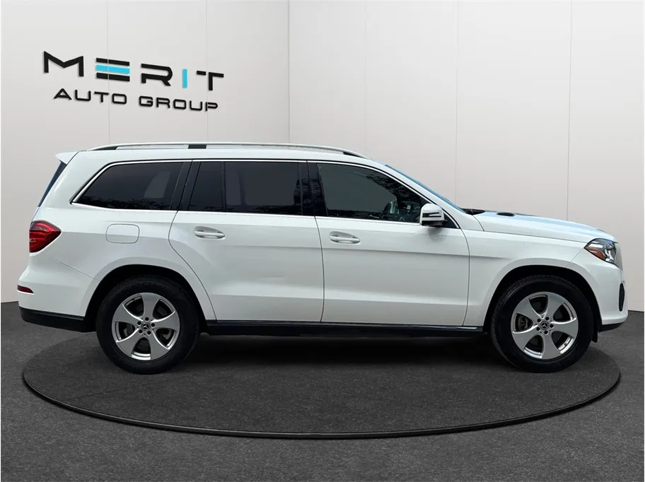Mercedes-Benz GLS photo 10