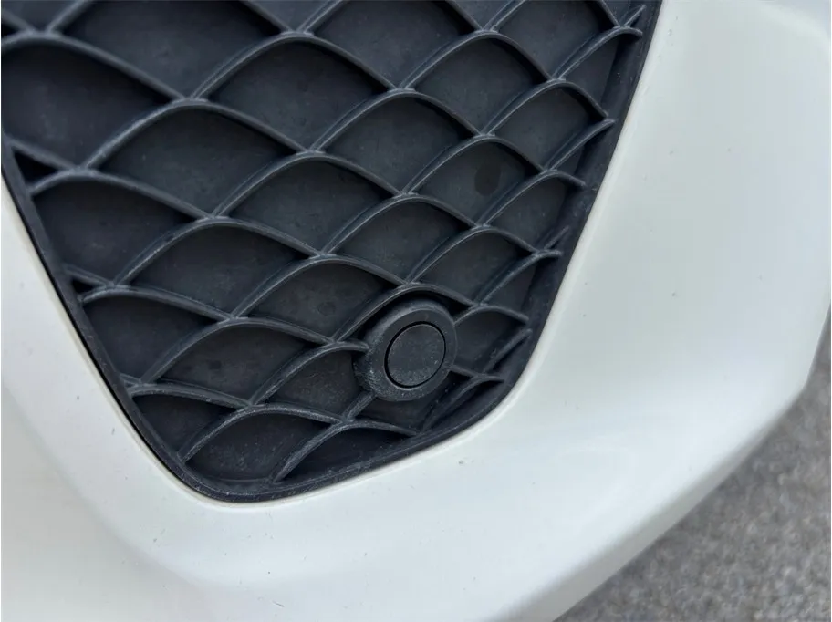 Mercedes-Benz GLS photo 14