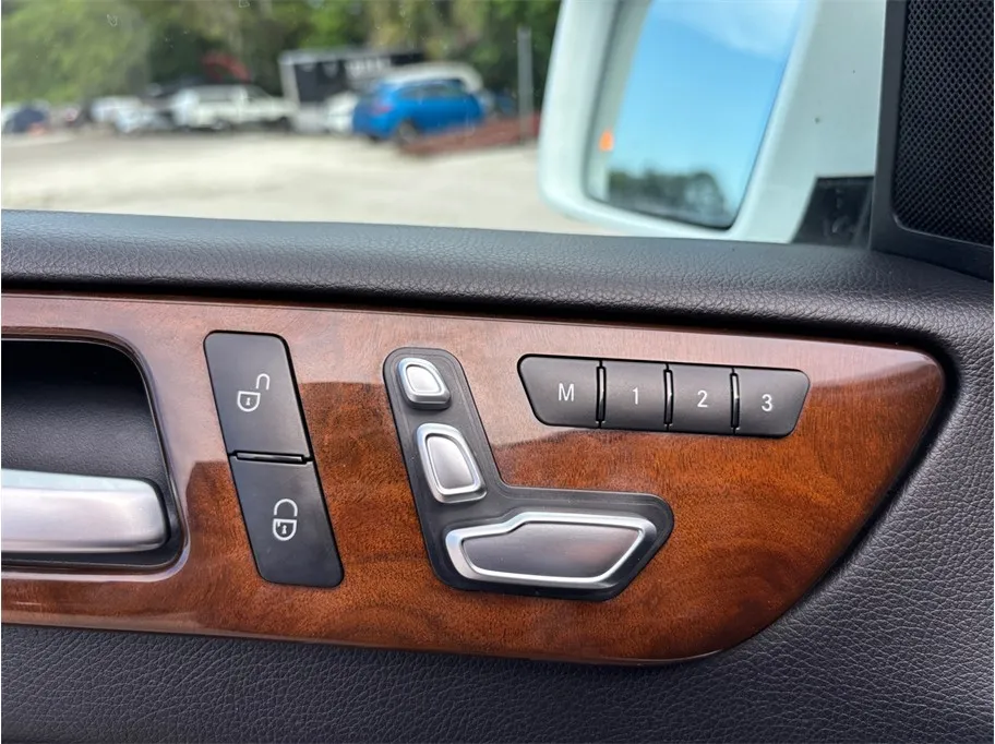 Mercedes-Benz GLS photo 19