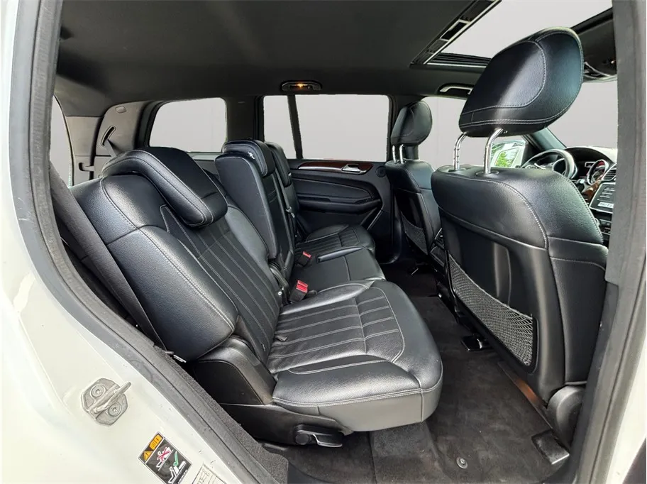 Mercedes-Benz GLS photo 41