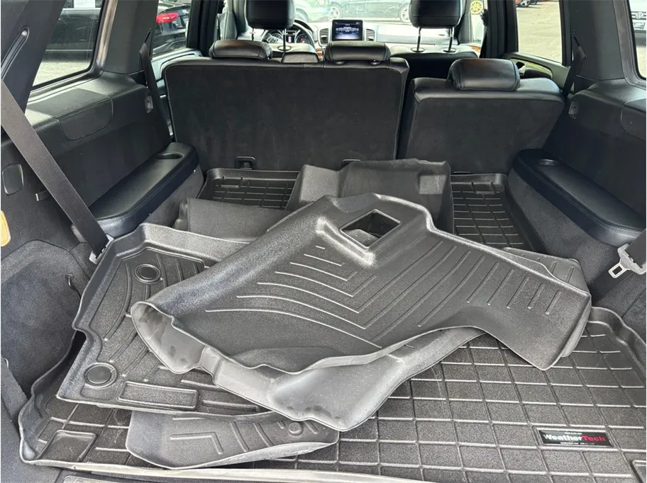 Mercedes-Benz GLS photo 48