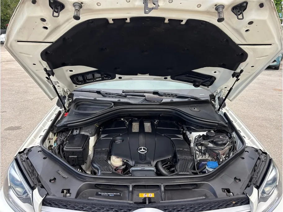 Mercedes-Benz GLS photo 49