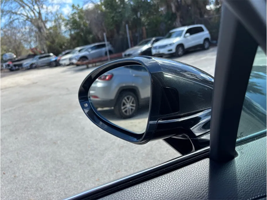 Porsche Panamera photo 17
