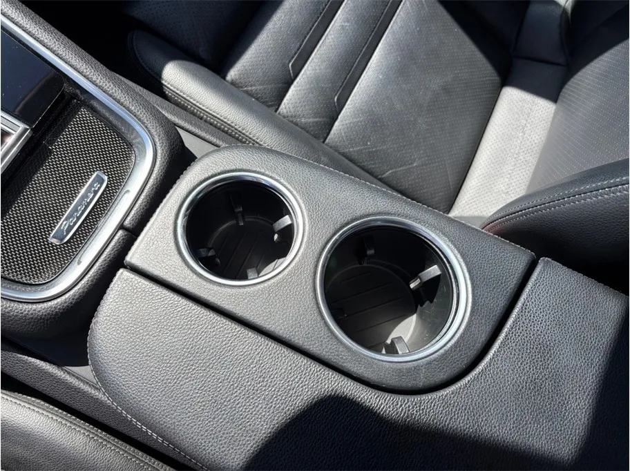 Porsche Panamera photo 36