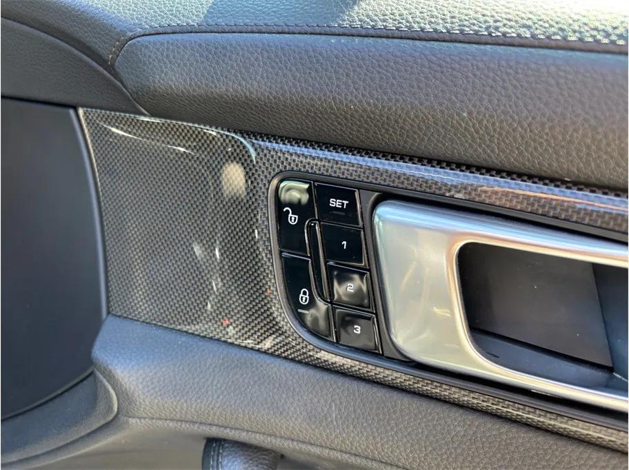 Porsche Panamera photo 48
