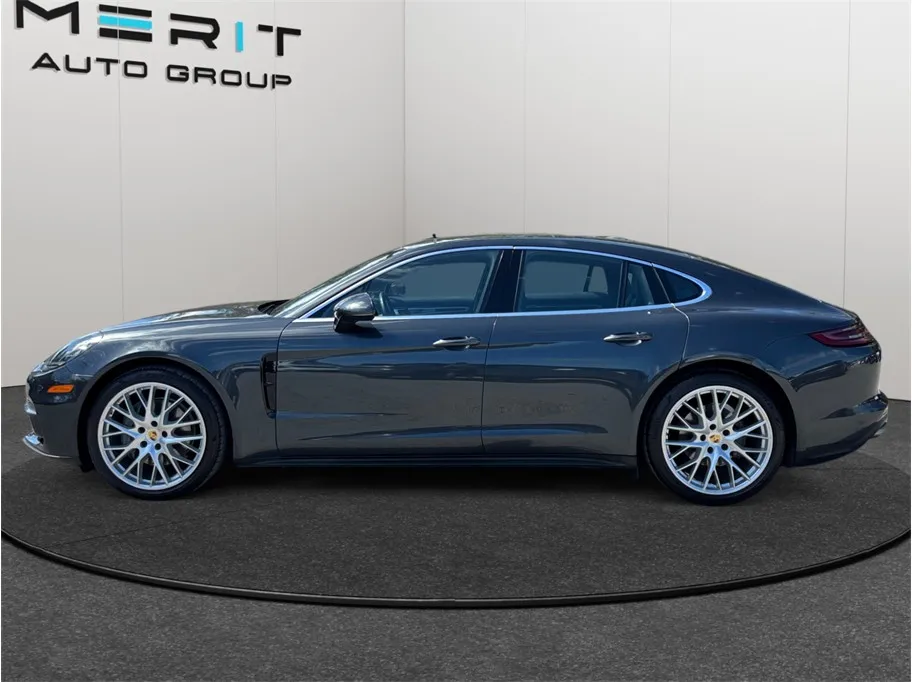 Porsche Panamera photo 5