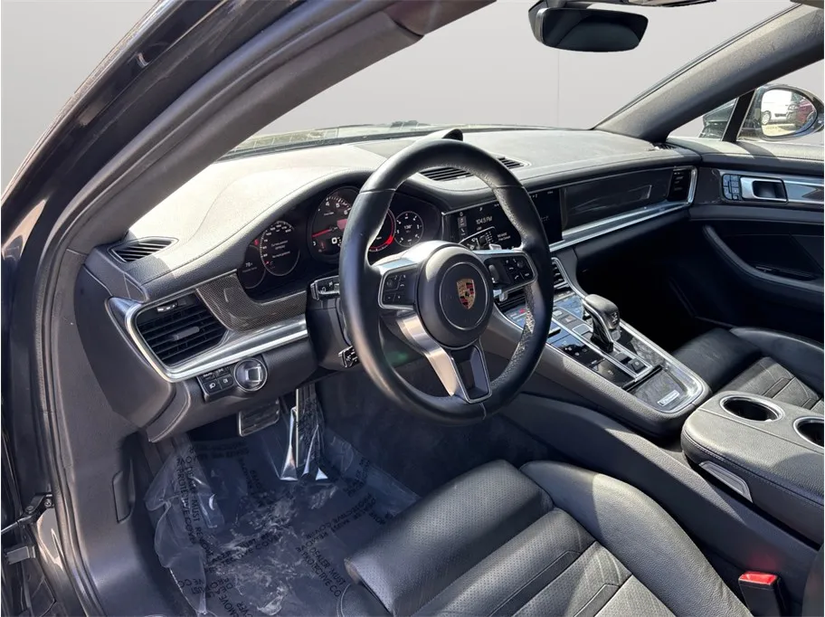 Porsche Panamera photo 6