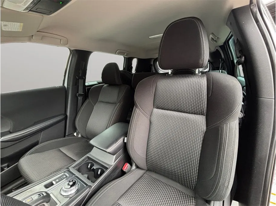 Mitsubishi Outlander photo 17