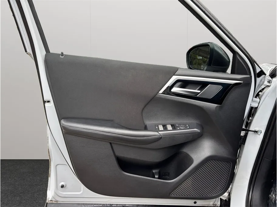 Mitsubishi Outlander photo 18