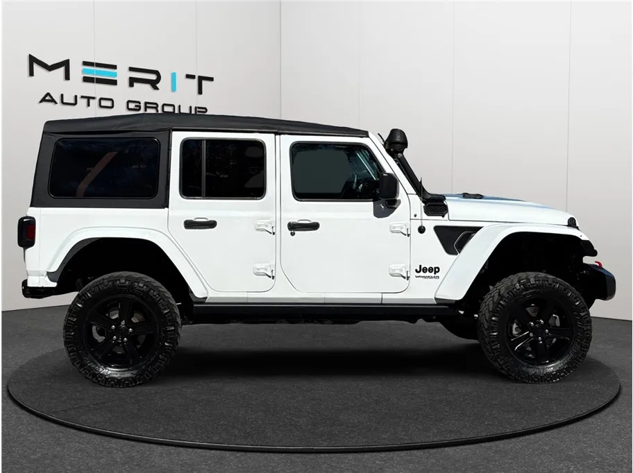 2021 Jeep Wrangler Unlimited Sahara Altitude - Photo 10