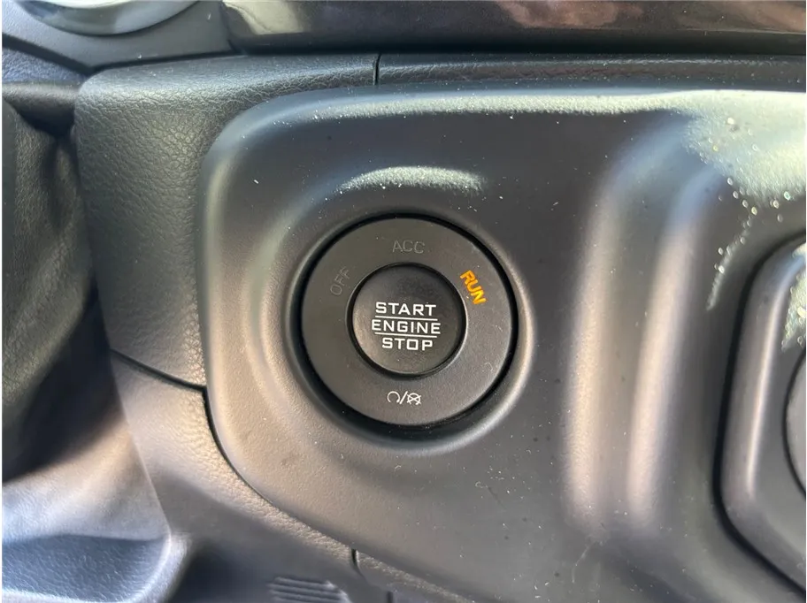 2021 Jeep Wrangler Unlimited Sahara Altitude - Photo 24
