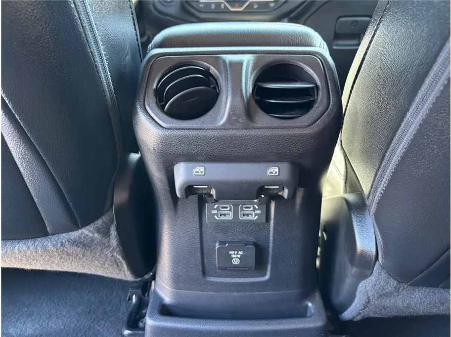 2021 Jeep Wrangler Unlimited Sahara Altitude - Photo 34