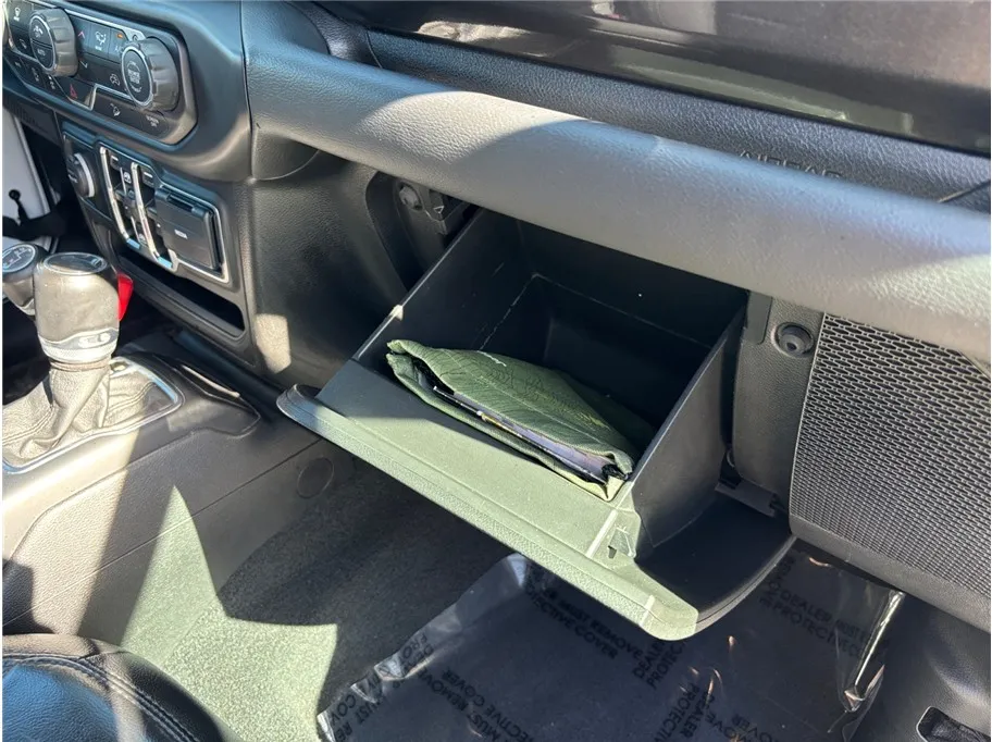2021 Jeep Wrangler Unlimited Sahara Altitude - Photo 40