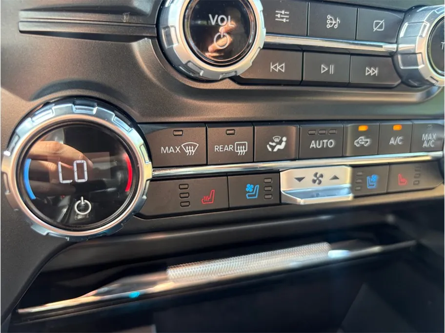 Ford F-150 photo 36