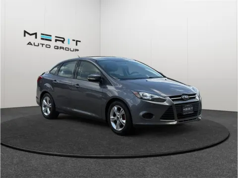 Gray 2014 Ford Focus SE Sedan 4D for sale in Jacksonville, FL