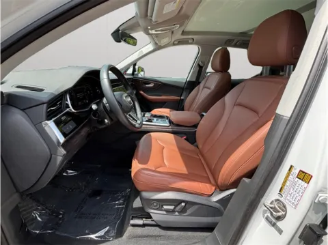 Photos of 2020 Audi Q7 55 TFSI Premium Plus Sport Utility 4D for sale in Jacksonville, FL at Merit Auto Group Atlantic