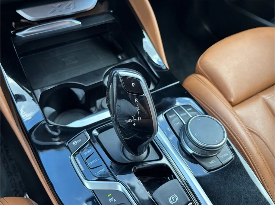 BMW X4 photo 38