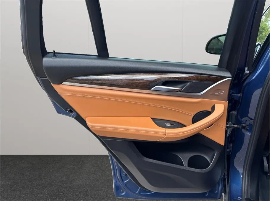 BMW X4 photo 41