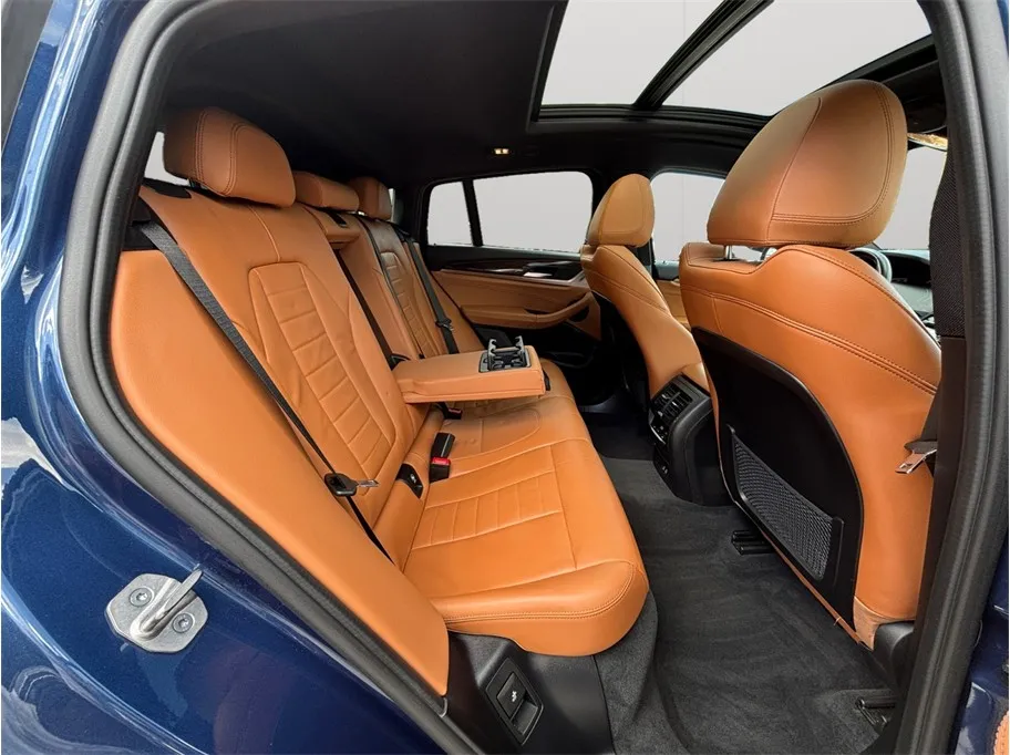 BMW X4 photo 45