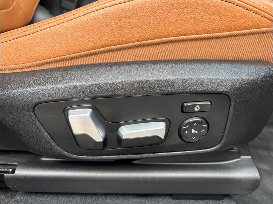 BMW X4 photo 47