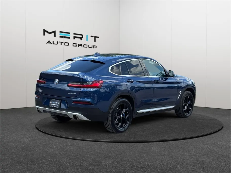 BMW X4 photo 9