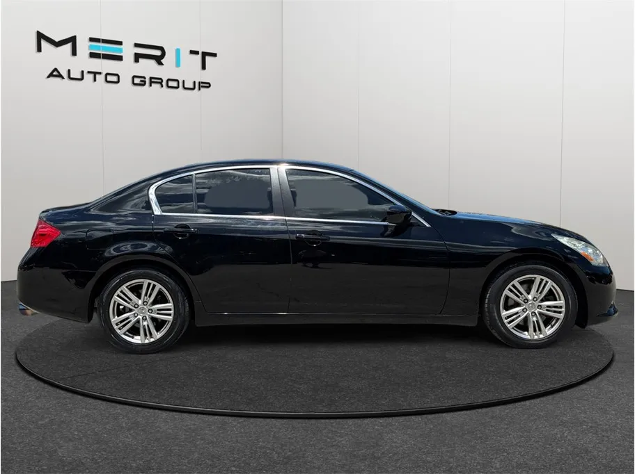 Infiniti Q40 photo 10
