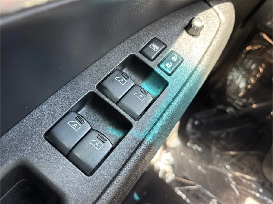 Infiniti Q40 photo 15