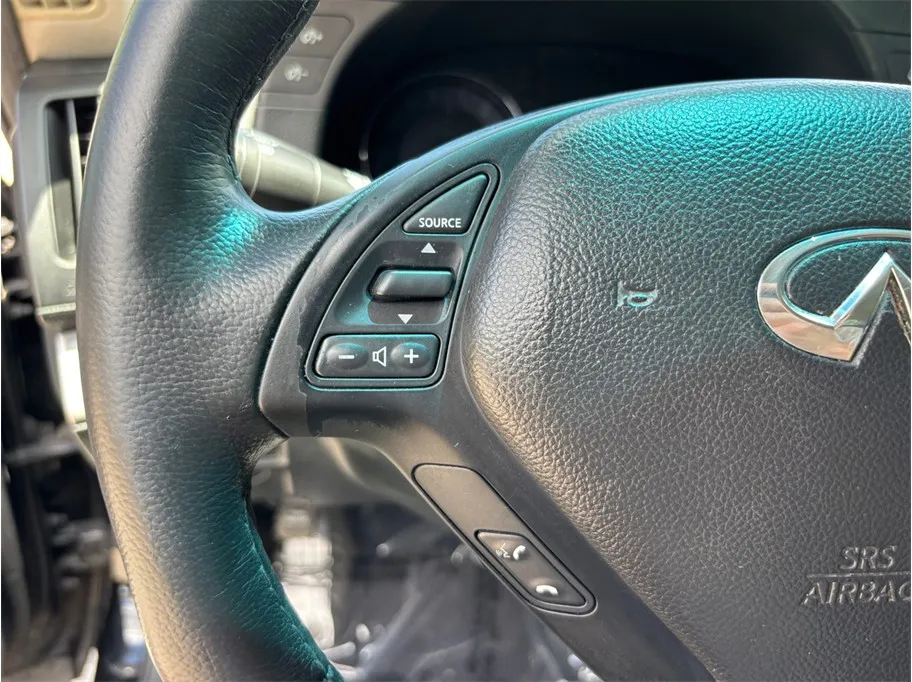 Infiniti Q40 photo 17