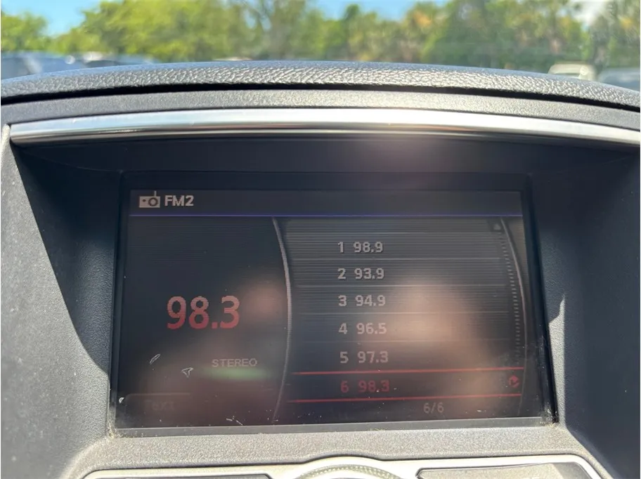 Infiniti Q40 photo 19