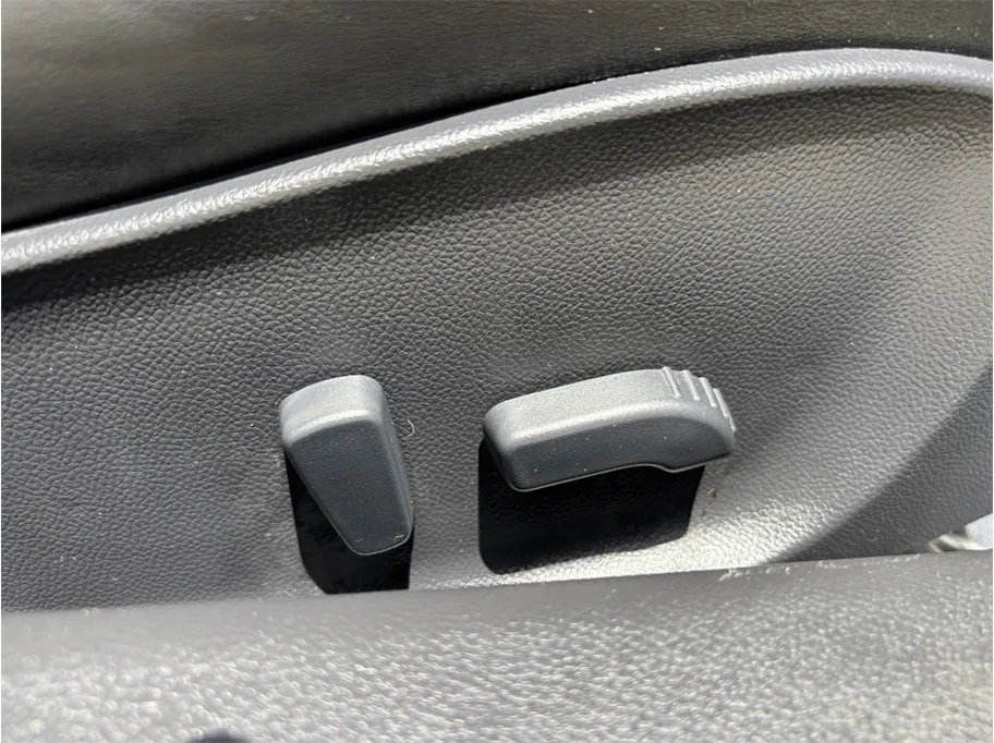 Infiniti Q40 photo 30
