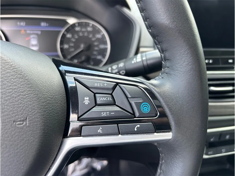 Nissan Altima photo 26