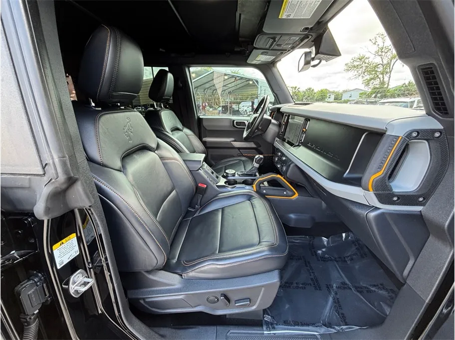 Ford Bronco photo 45