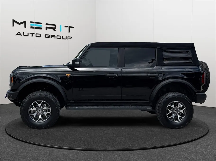 Ford Bronco photo 5