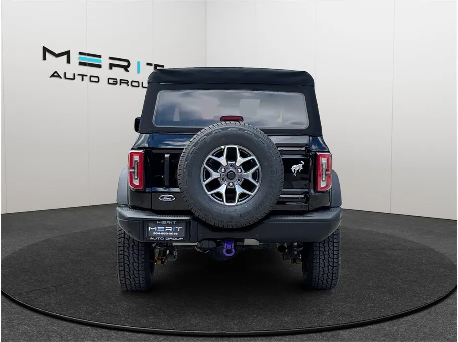 Ford Bronco photo 8