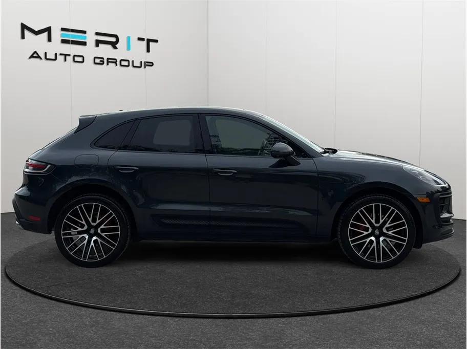 Porsche Macan photo 10