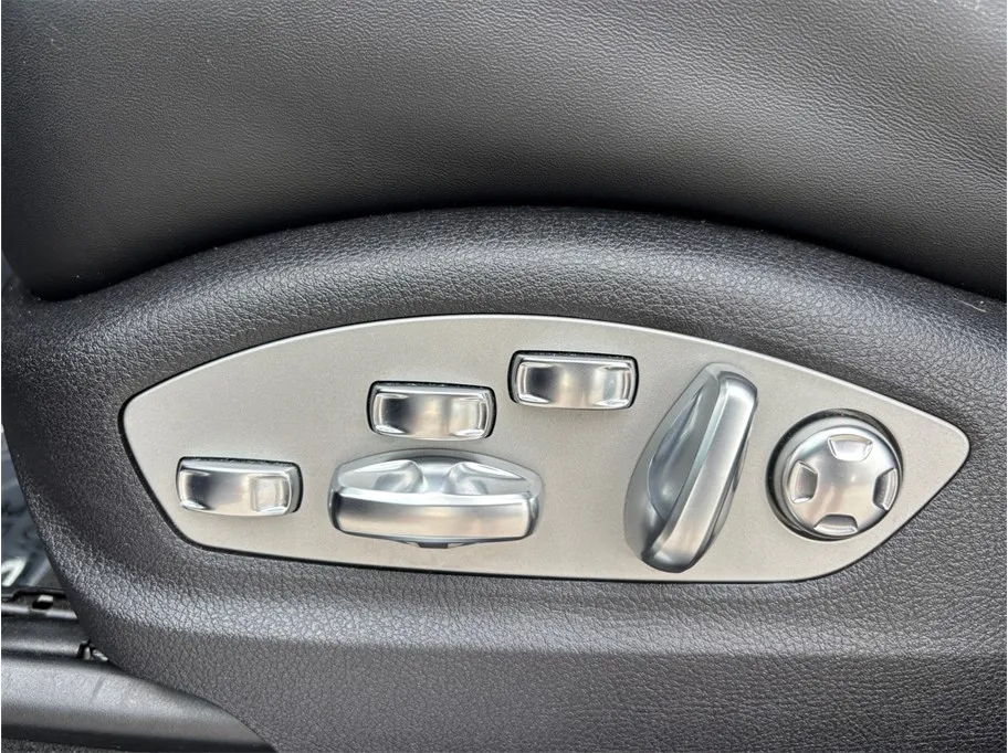 Porsche Macan photo 20