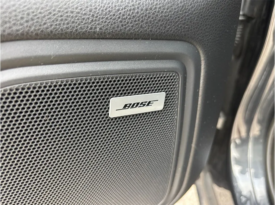 Porsche Macan photo 24