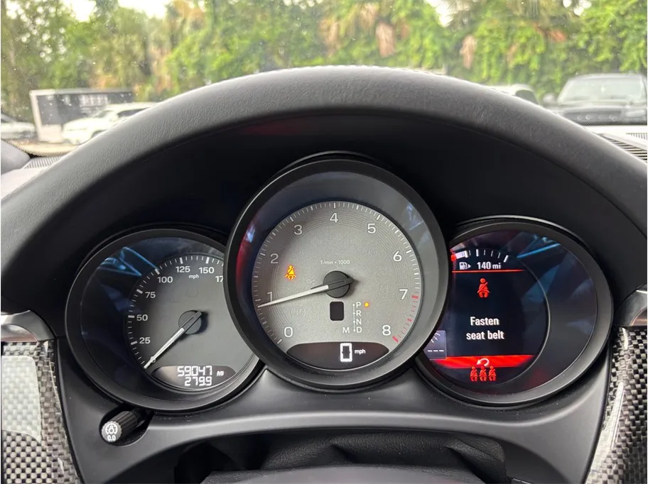 Porsche Macan photo 25