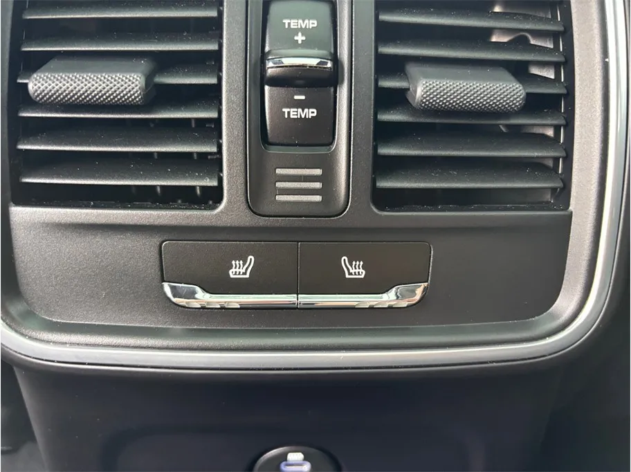 Porsche Macan photo 43
