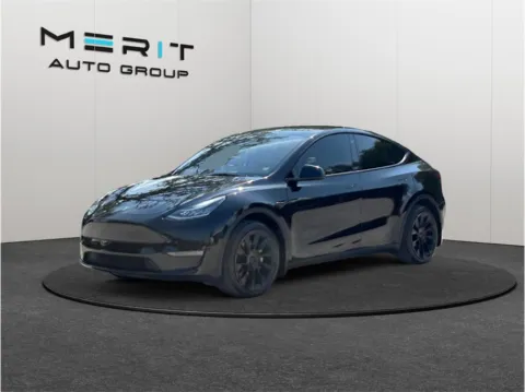 More photos of 2023 Tesla Model Y Long Range Sport Utility 4D at Merit Auto Group Atlantic, FL