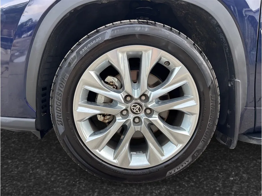 Toyota Highlander photo 13