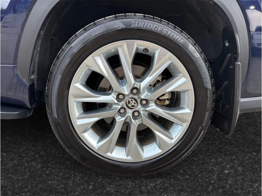 Toyota Highlander photo 15