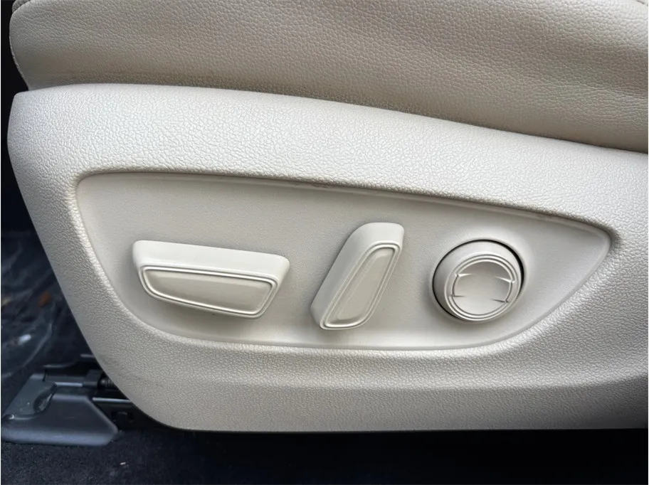 Toyota Highlander photo 21