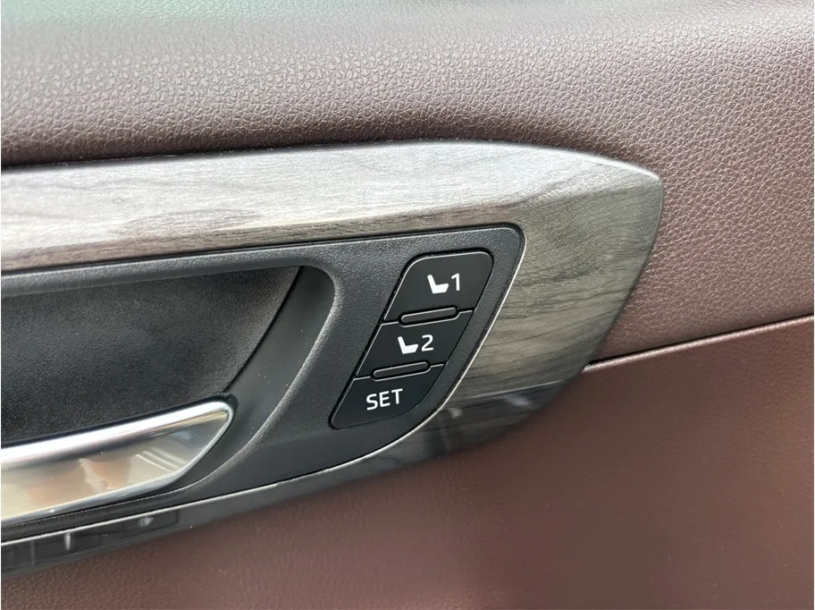 Toyota Highlander photo 24