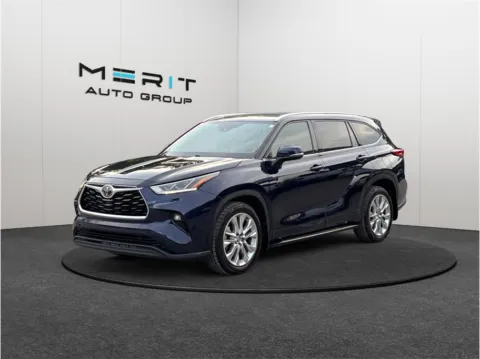 More photos of 2020 Toyota Highlander Limited Sport Utility 4D at Merit Auto Group Atlantic, FL