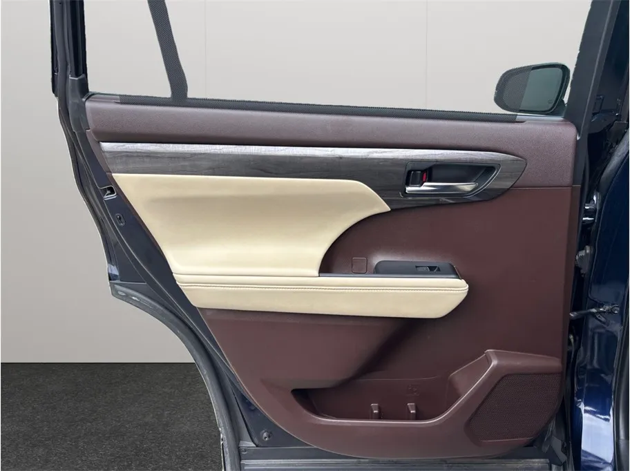 Toyota Highlander photo 41