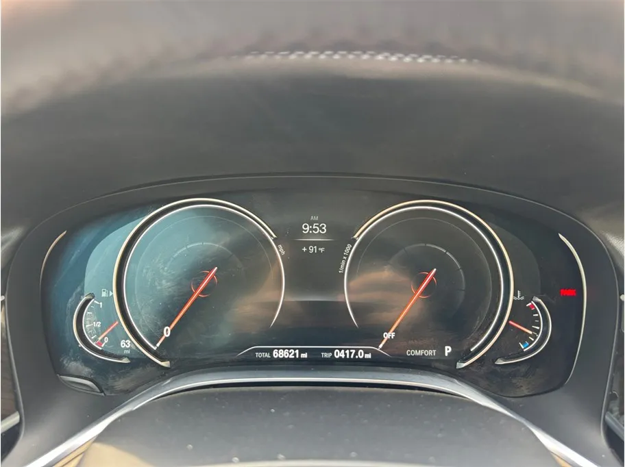 BMW 7 Series photo 25