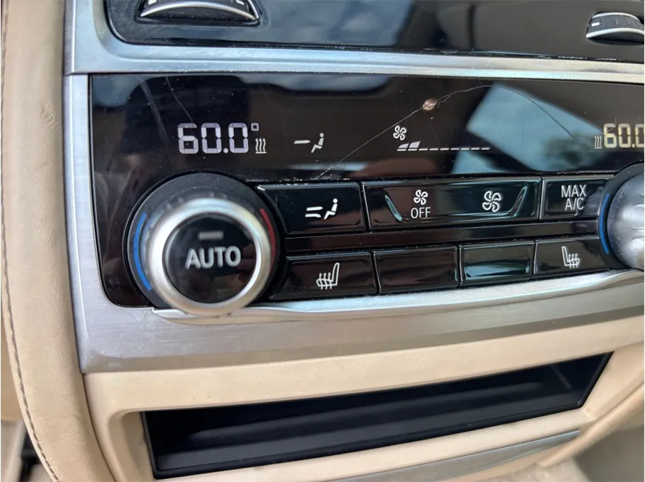 BMW 7 Series photo 43