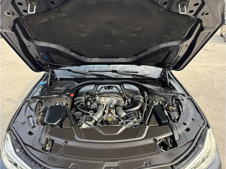 BMW 7 Series photo 55